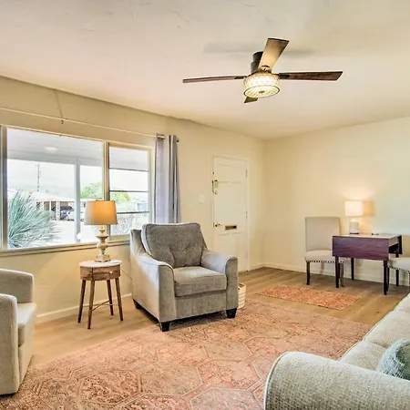 Centrally Located Tucson Home About 5 Mi To Dtwn!